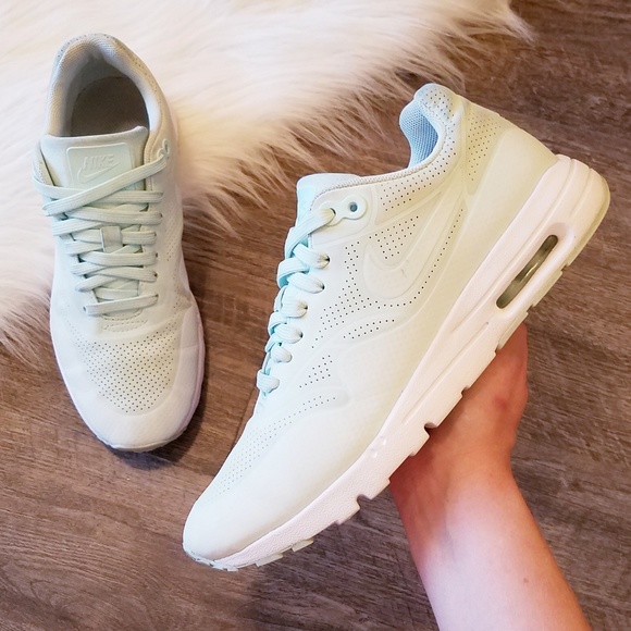 nike air max 1 ultra moire mint